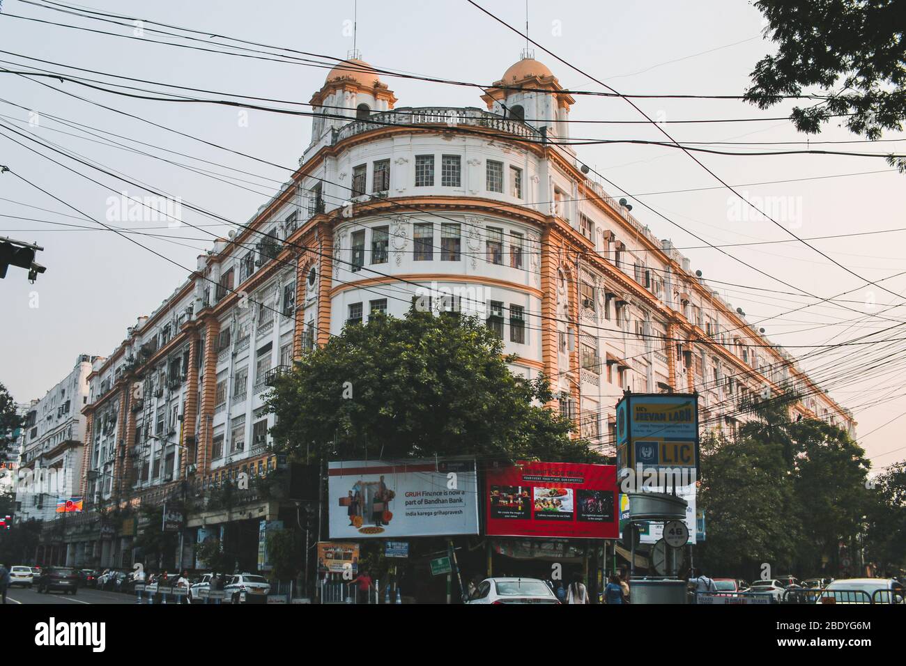 British Architecture - Queen's Mansion at Park Street, Kolkata Stock Photo