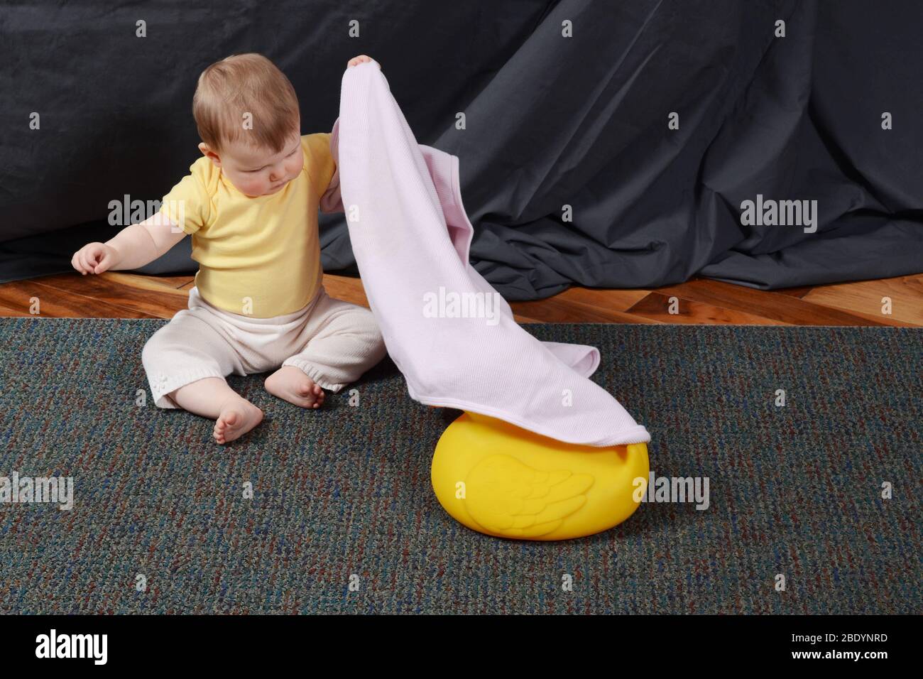 Object permanence, 4 of 6 Stock Photo