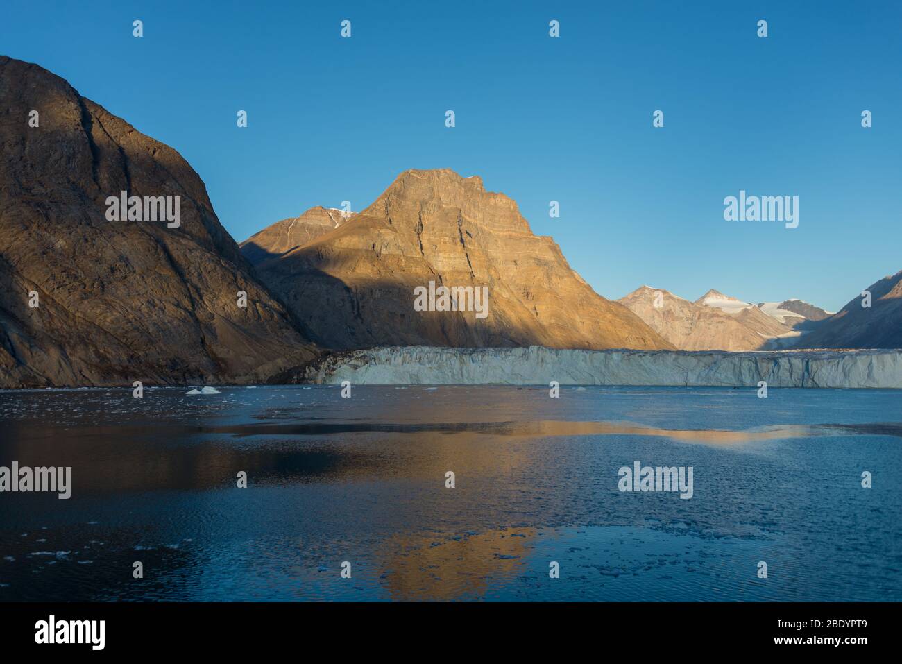 Greenland Coastal Rocks Greenland landscape with beautiful coloured rocks Stock Photo - Alamy
