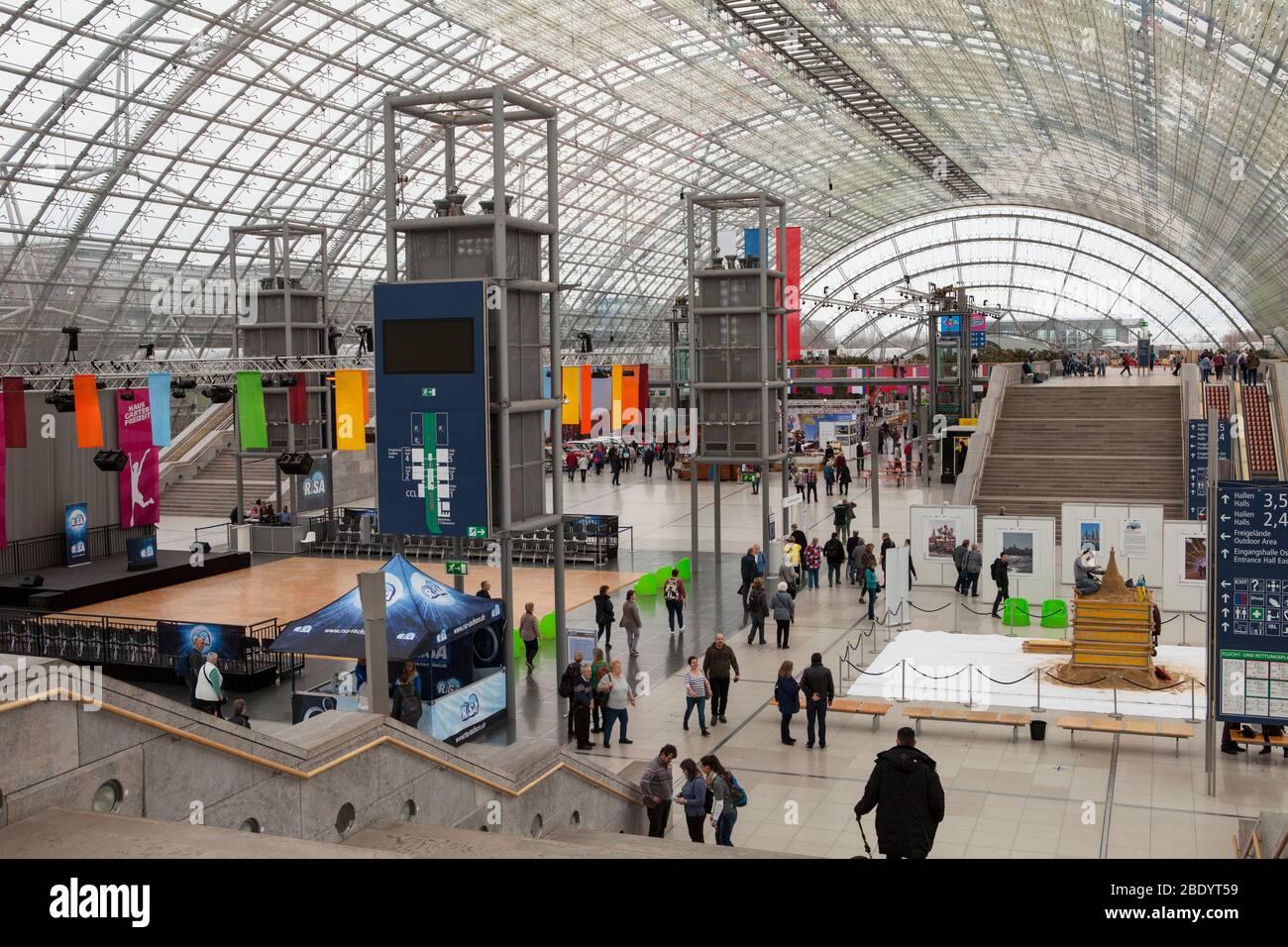 Trade exhibition hi-res stock photography and images - Page 3 - Alamy