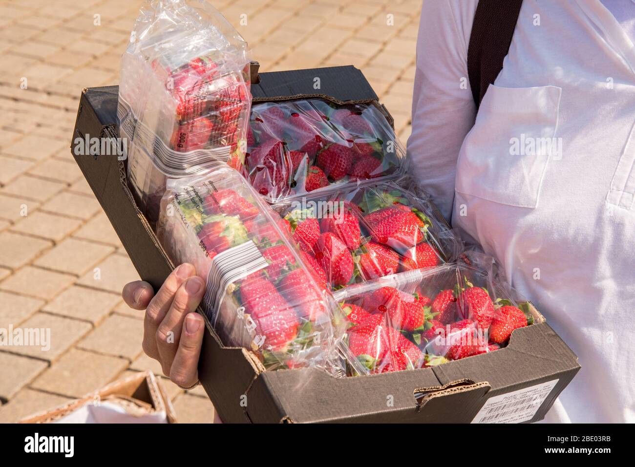 Mass fresh red strawberries hi-res stock photography and images - Alamy