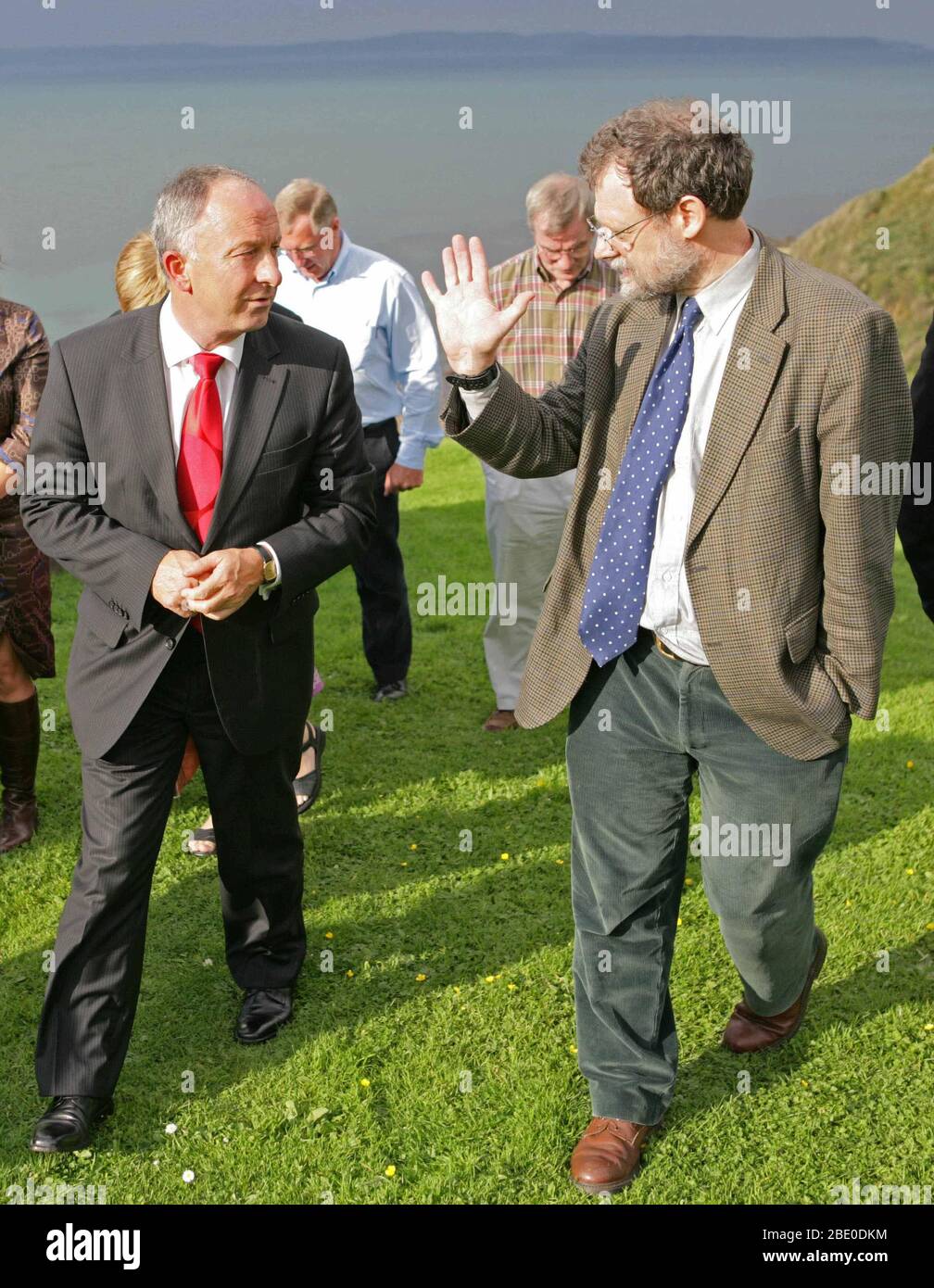 The Irish Minister for Foreign Affairs, Dermot Ahern talks with David Stephens (R), Director of the Corrymeela Reconciliation Centre during a visit to Ballycastle, Northern Ireland, 22 Sept, 2005. Minister Ahern visited a number of community groups in Belfast and Antrim who were most directly affected sectarian attacks and street violence. (Irish Foreign Office Hand Out Photo/Paul McErlane) Stock Photo