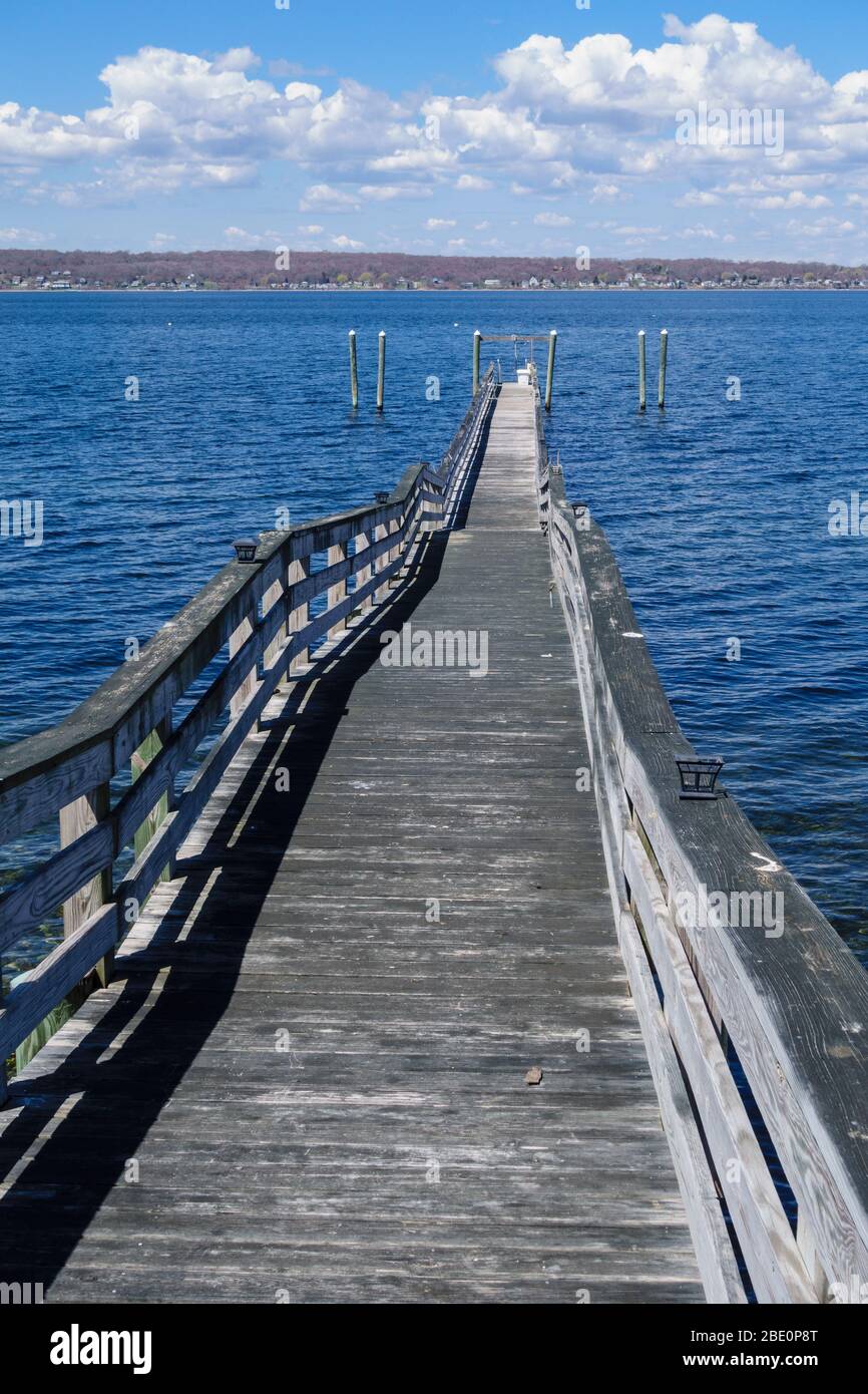 Pier onto Narragansett Bay in Portsmouth, Rhode Island Stock Photo Alamy