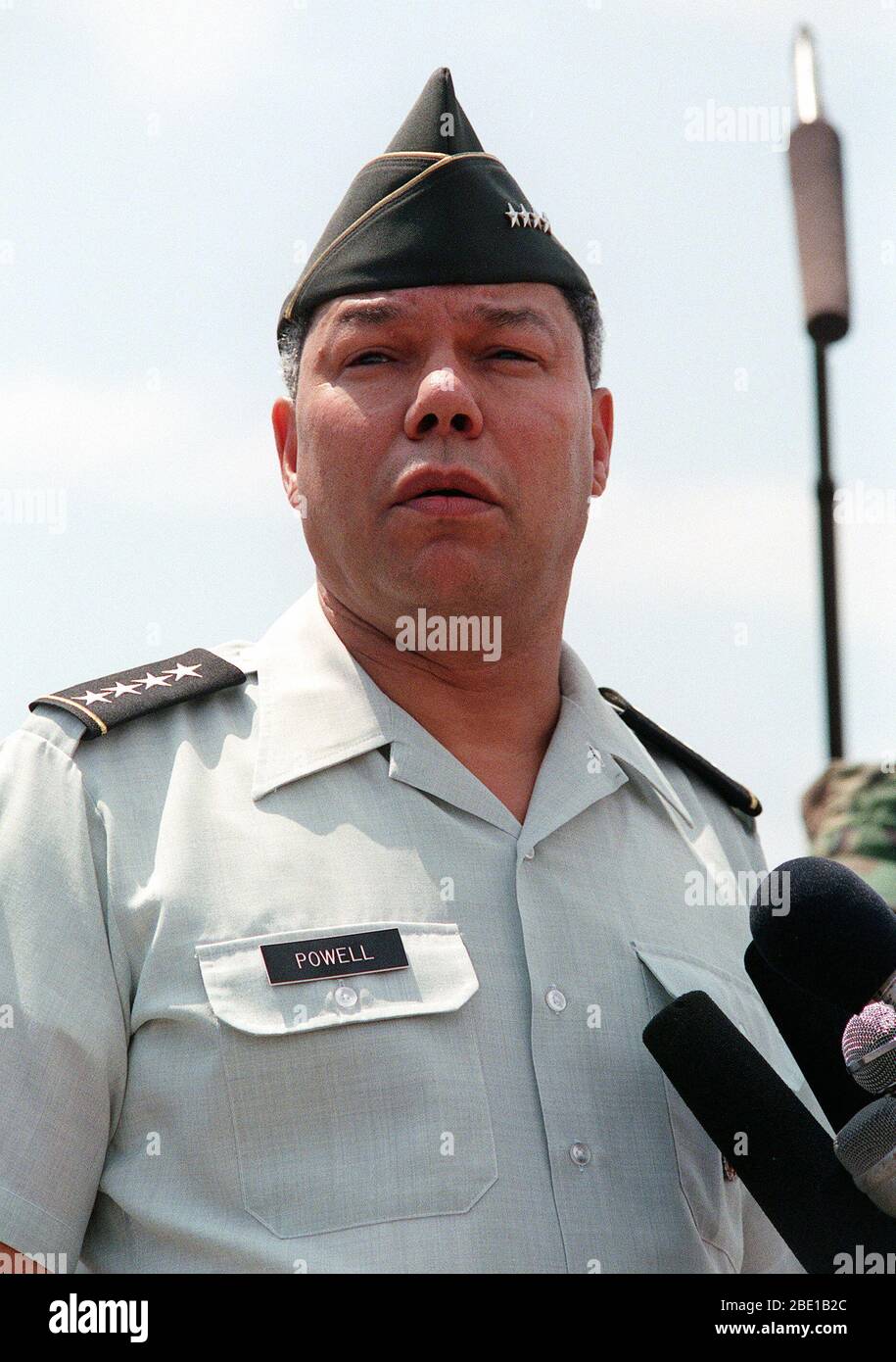 Gen. Colin Powell, chairman, Joint Chiefs of Staff, addresses members of the 2nd Marine Division as they prepare to depart to participate in Operation Desert Shield. Stock Photo