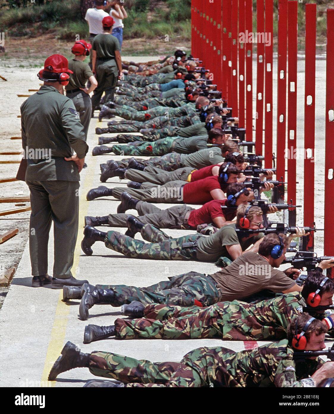 Royal Canadian Air Force members fire M-177 machine guns at the range ...