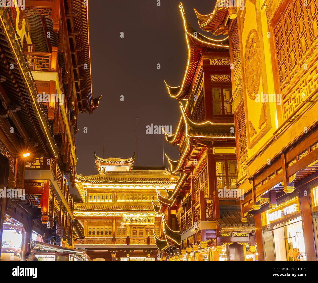 Shanghai night scenery hi-res stock photography and images - Alamy
