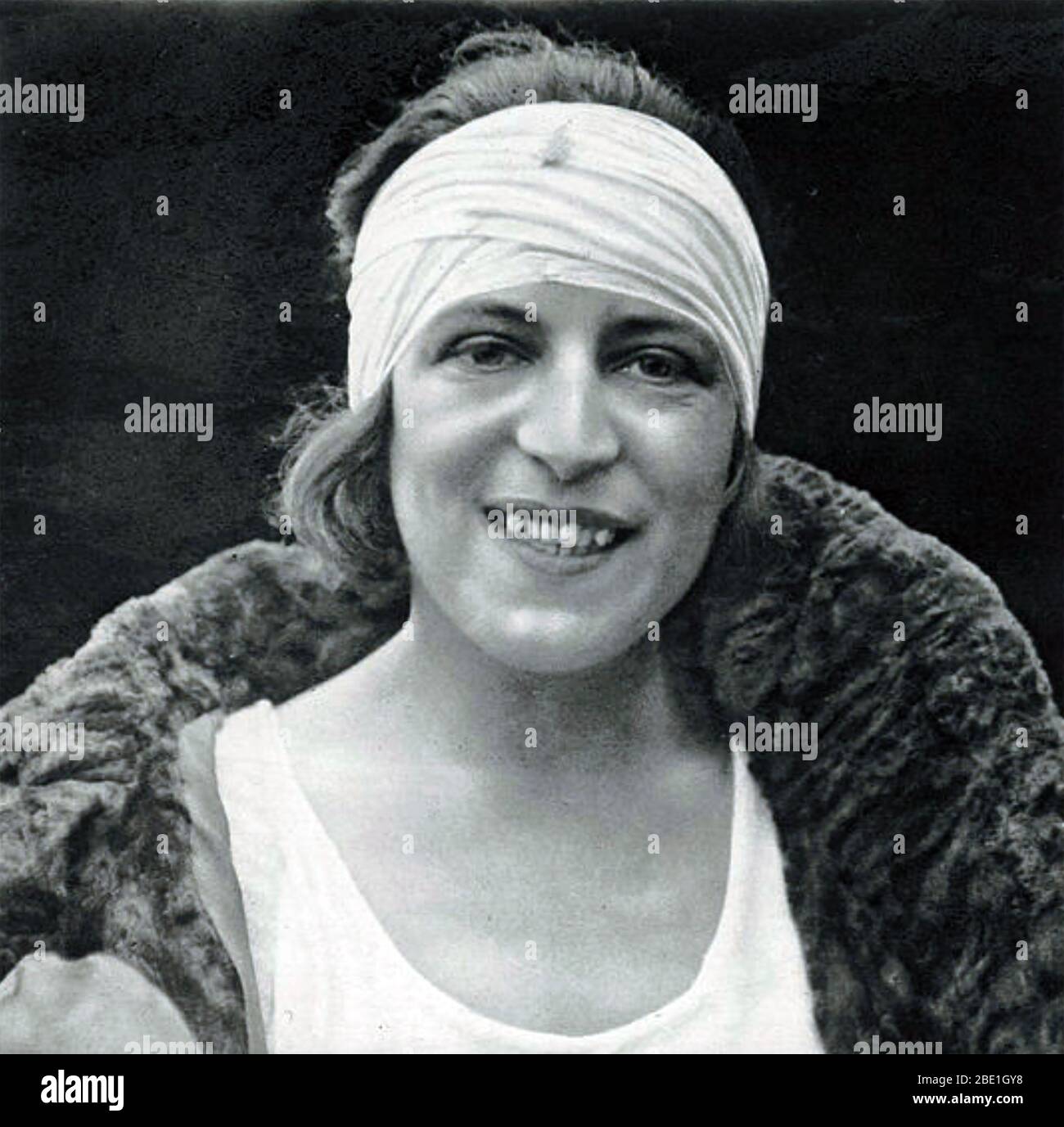 Suzanne Lenglen's Instagram, Twitter & Facebook on IDCrawl