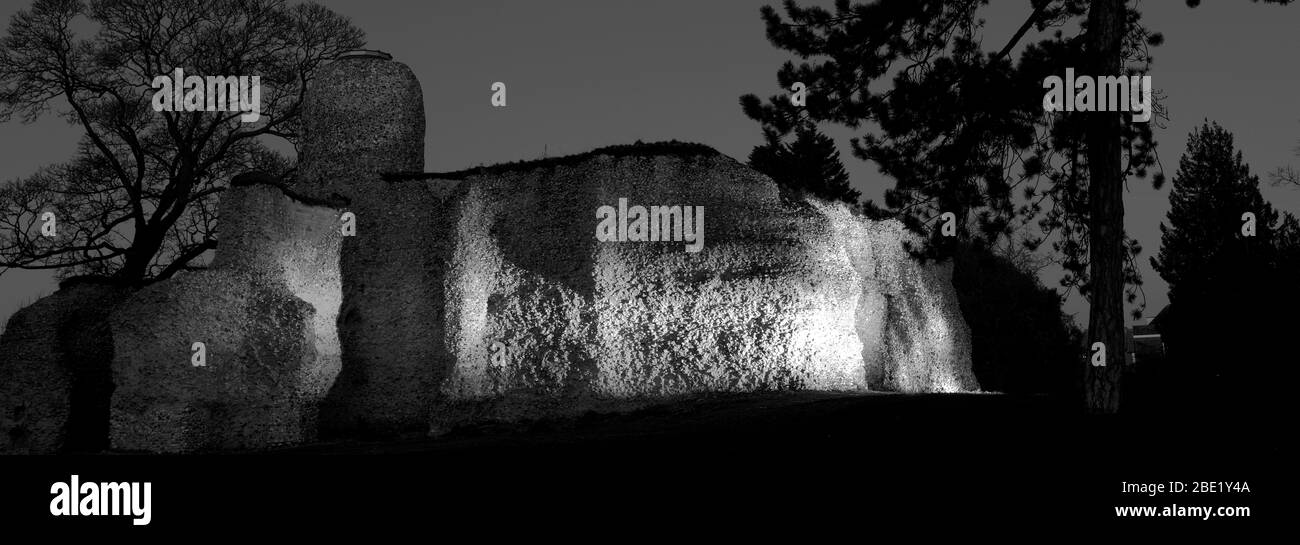 The ruins of Saffron Walden Castle, Saffron Walden town, Essex, England