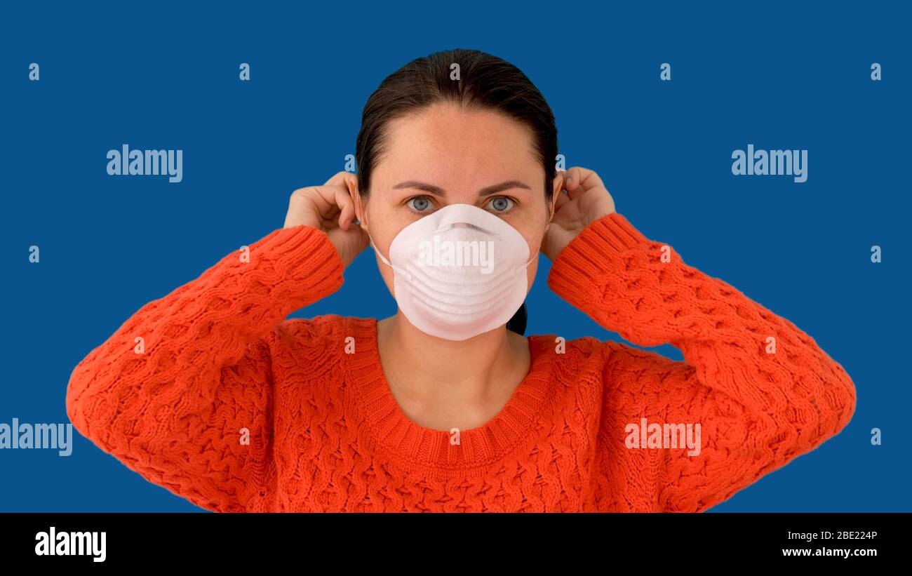 Nurse wearing surgical mask hi-res stock photography and images - Alamy