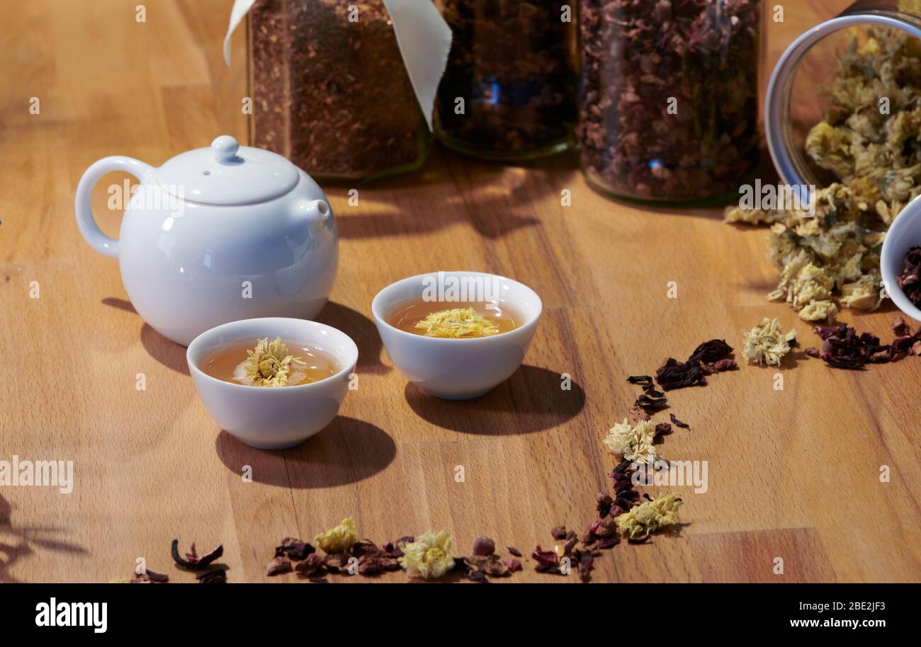 Chrysanthemum tea in Chinese teapot cups Stock Photo Alamy