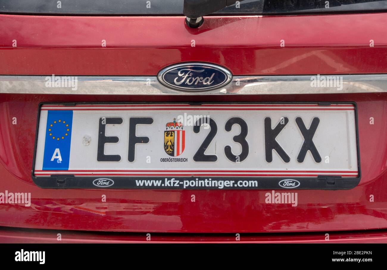 Austrian car plate hi-res stock photography and images - Alamy