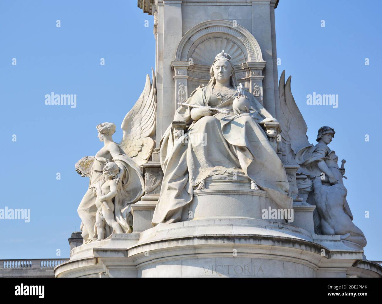 Victoria Memorial in front of Buckingham Palace in London Stock Photo