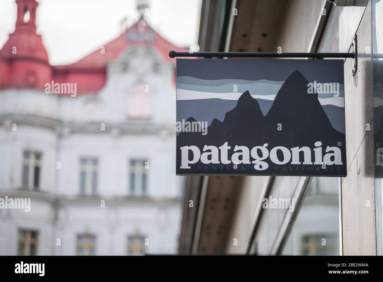 PRAGUE, CZECHIA - NOVEMBER 1, 2019: Patagonia logo in front of their store  in Prague. Patagonia is an American brand of outdoor fashion, sportswear an  Stock Photo - Alamy