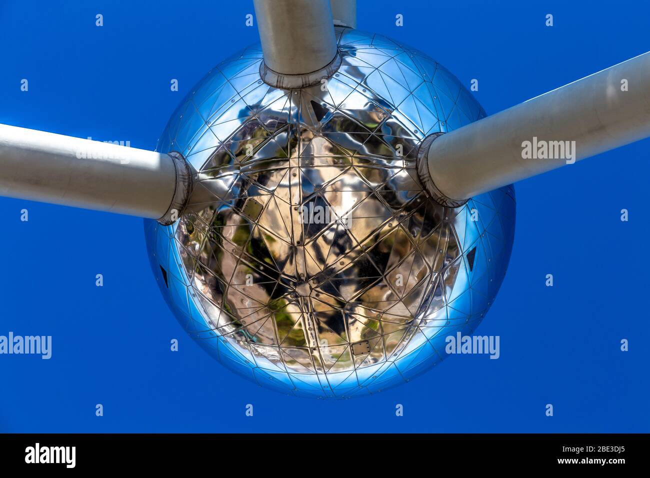 Atomium exterior constructed for 1958 Brussels World Expo by André ...