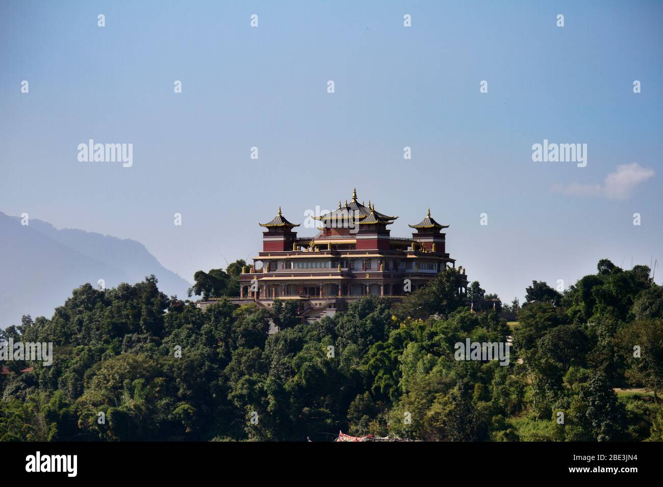storhedsvanvid arsenal tolv Nepal, Kathmandu, Kopan, Monastery, Buddhism, Nature, Valley, Panorama,  Landscape, Building, Forest Stock Photo - Alamy