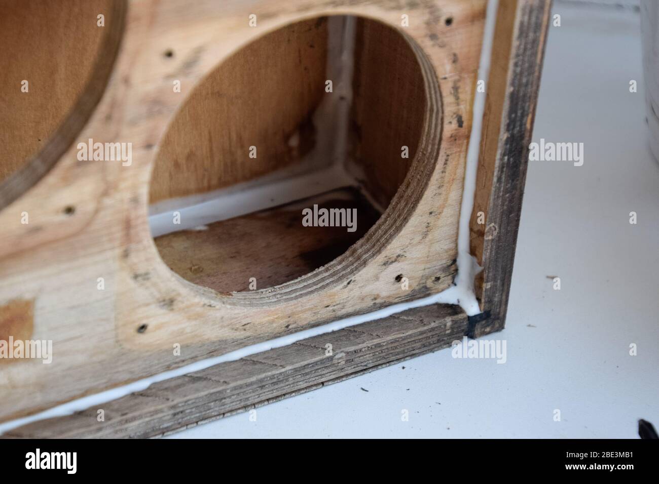 Glued with glue pva speaker enclosure. Column speaker 15AS208. Vintage