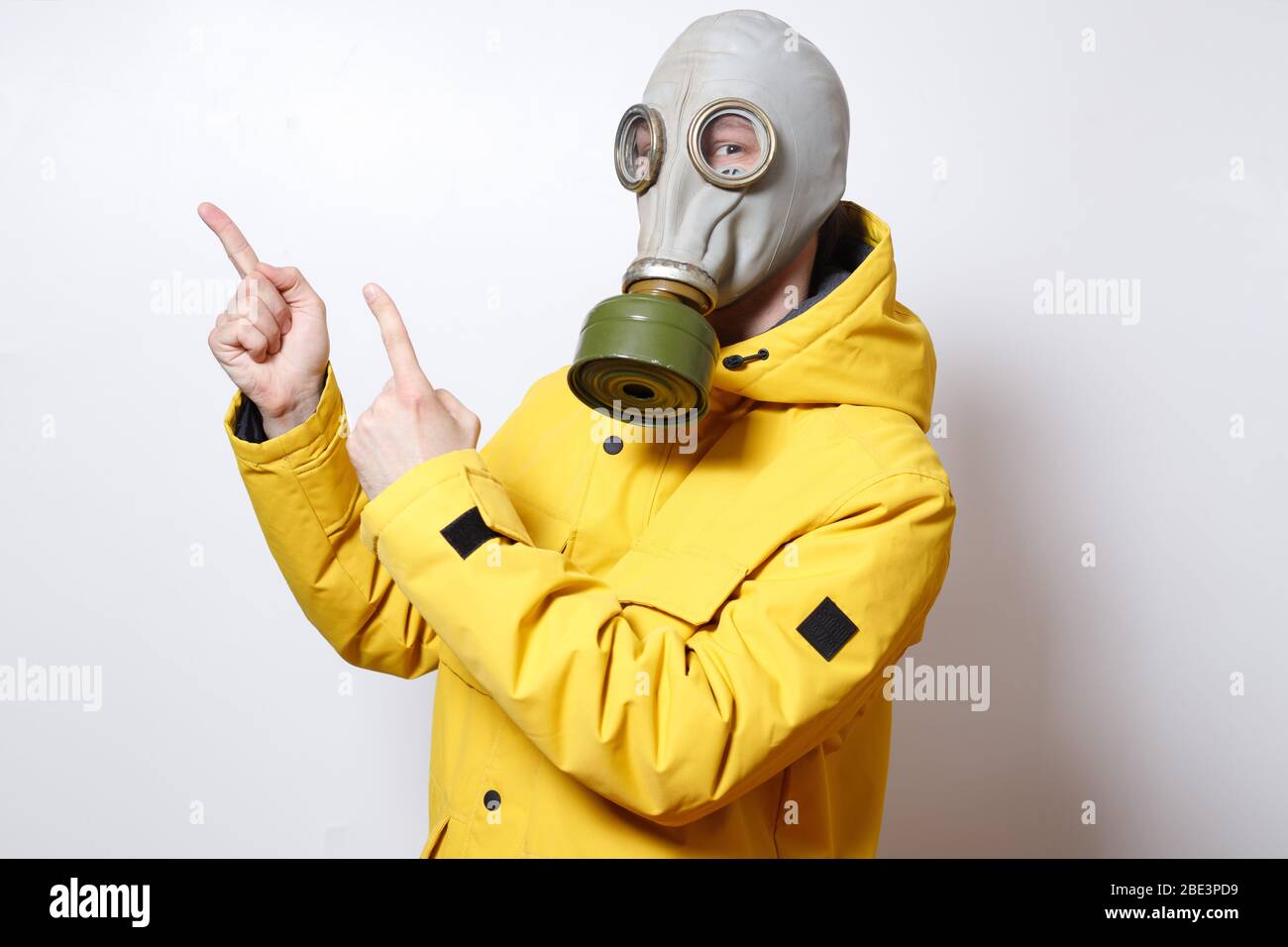 World war gas mask nurse hi-res stock photography and images - Alamy