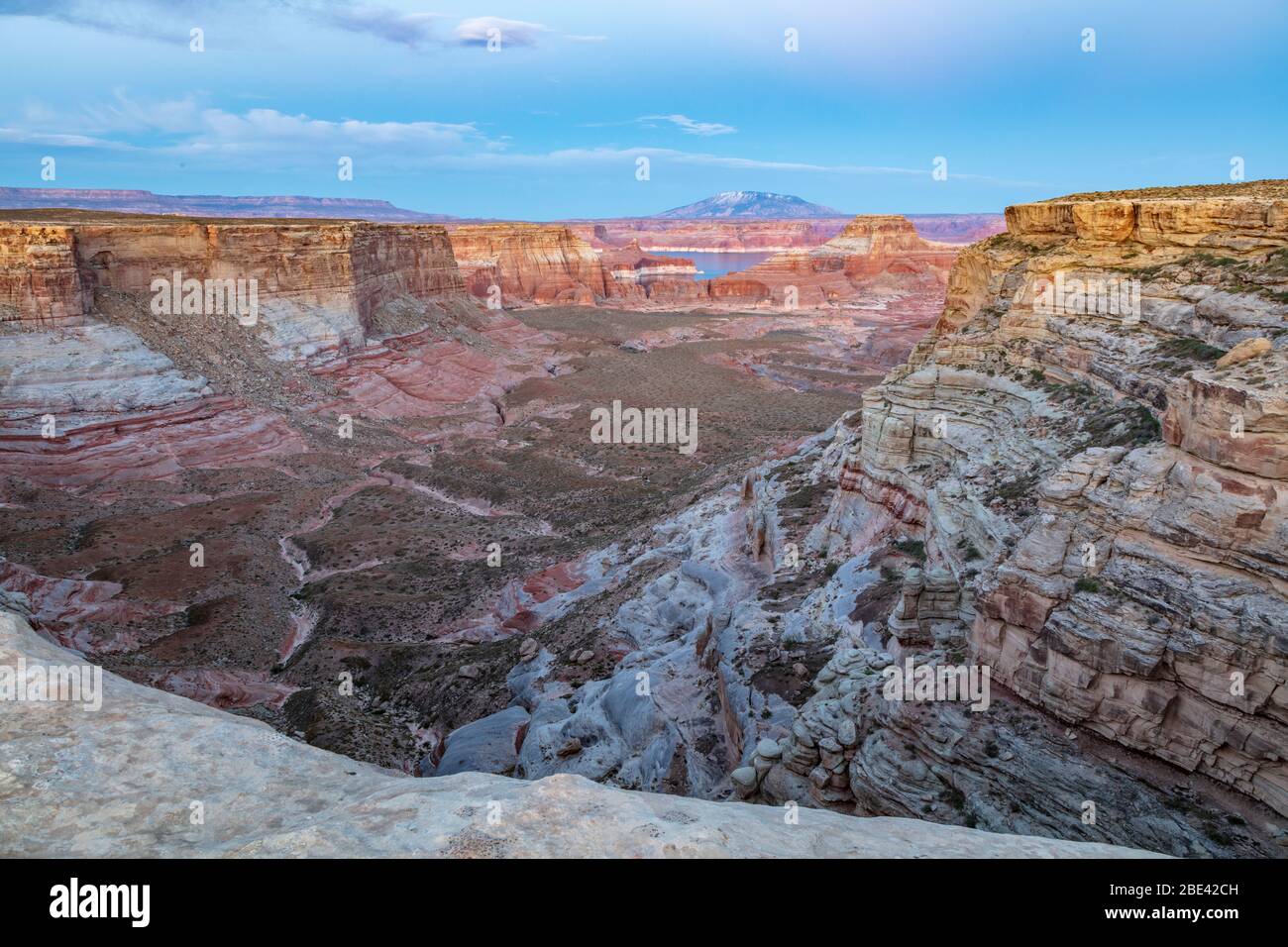 Lake Powell from Alstrom Point in Glen Canyon National Recreation Area ...
