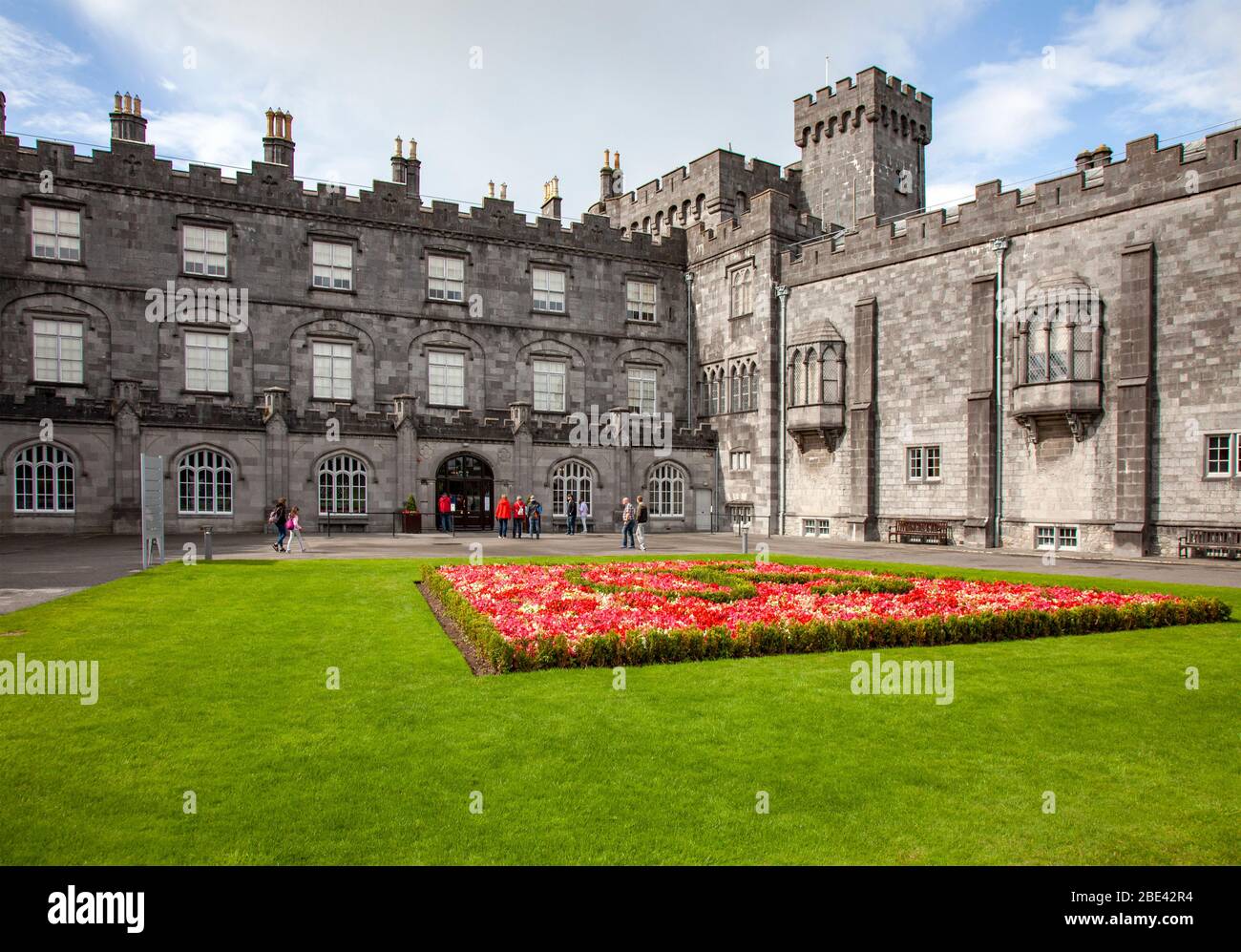 Kilkenny Castle originally was a wooden structure built by Strongbow in 1195 to control a fording-point of the River Nore. Stock Photo