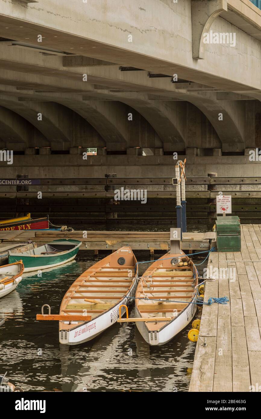 Located under a bridge in Boston Harbor. Gives lessons on sailing