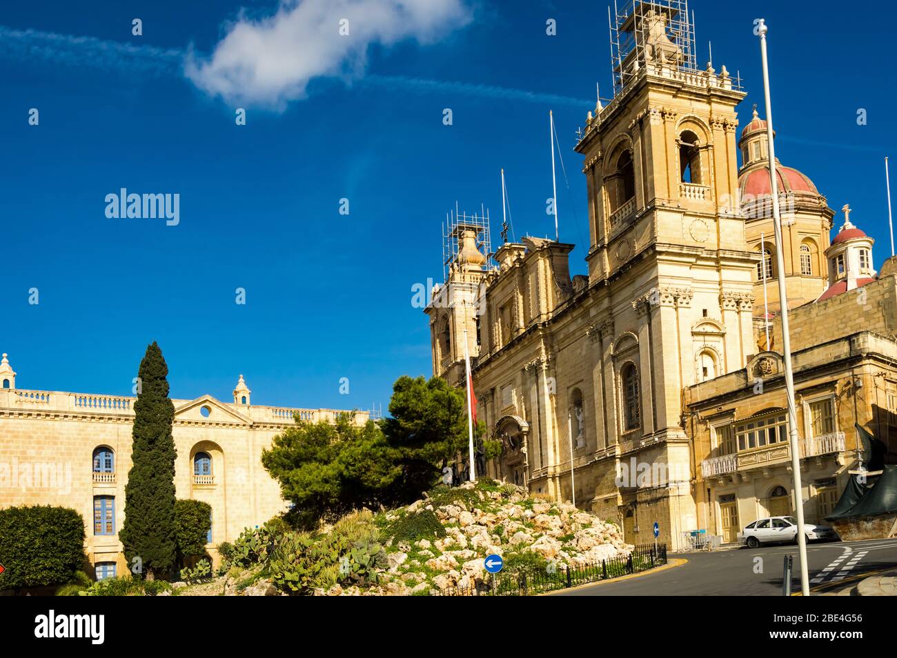 Facade of the Saint-Laurent collegiate church in Vittoriosa (Birgu) - Three cities, Malta Stock Photo