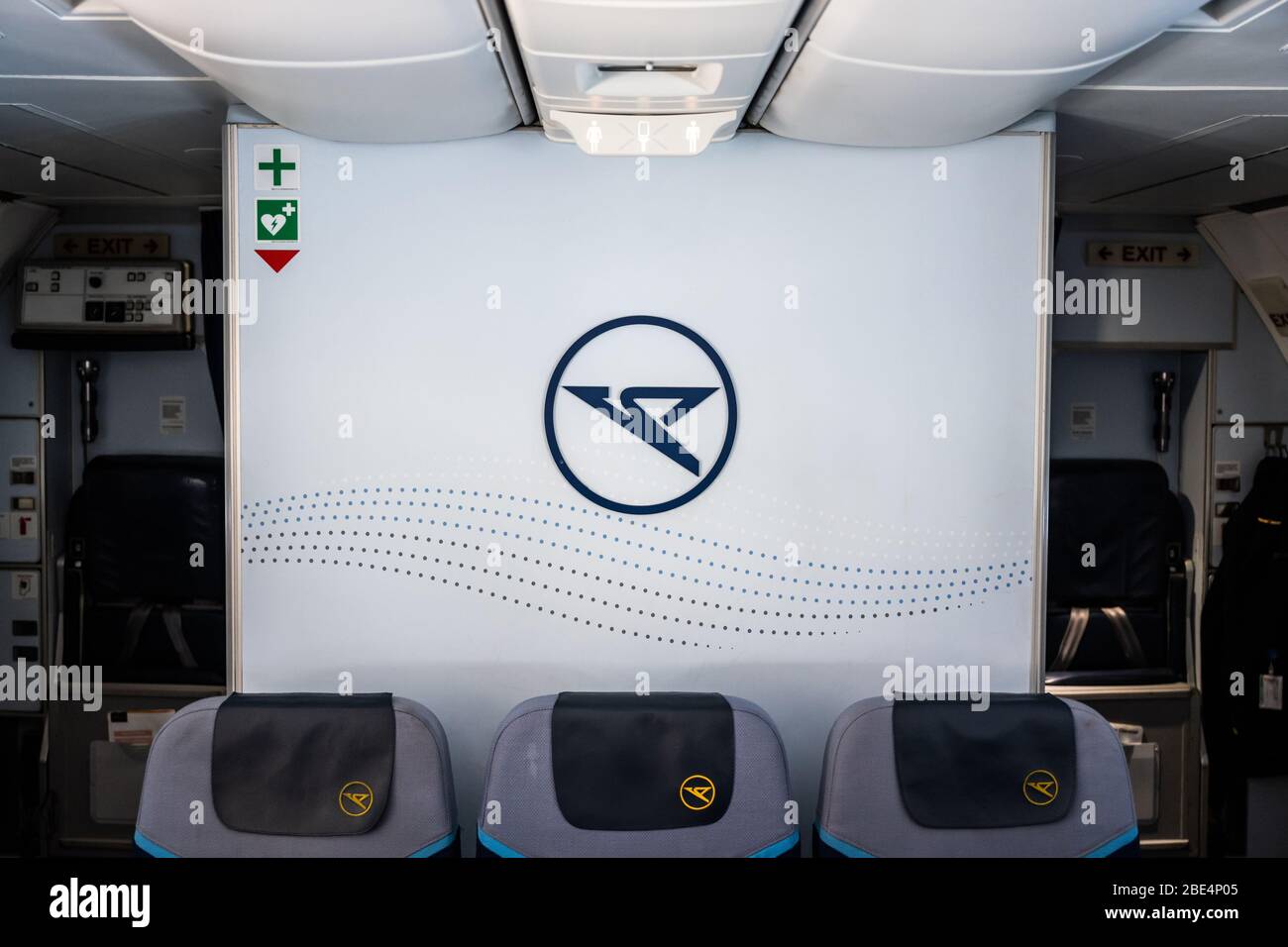Condor Airways High Resolution Stock Photography And Images Alamy