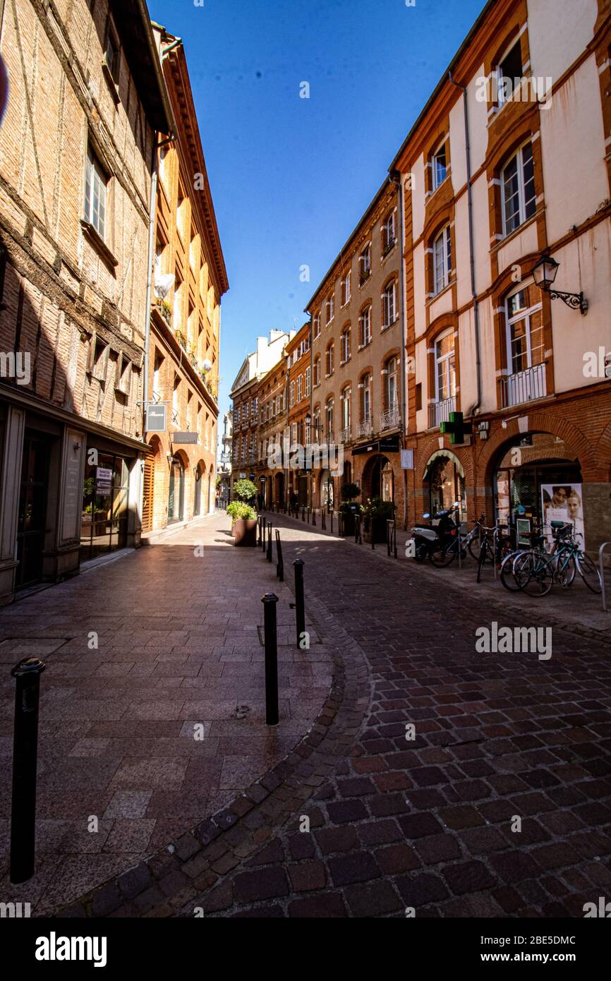 Narrow streets, Toulouse, France Stock Photo