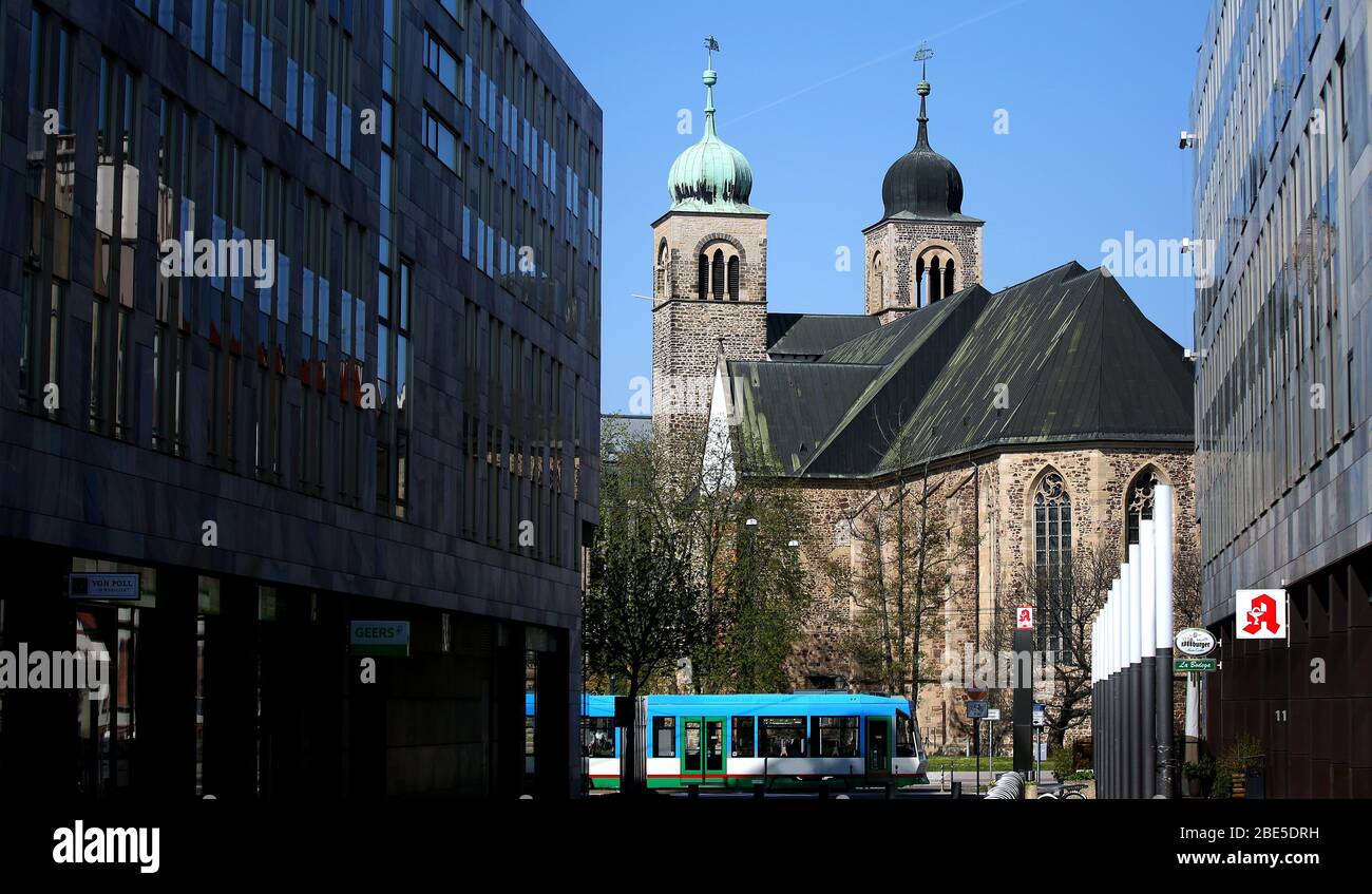 Faithful services hi-res stock photography and images - Alamy