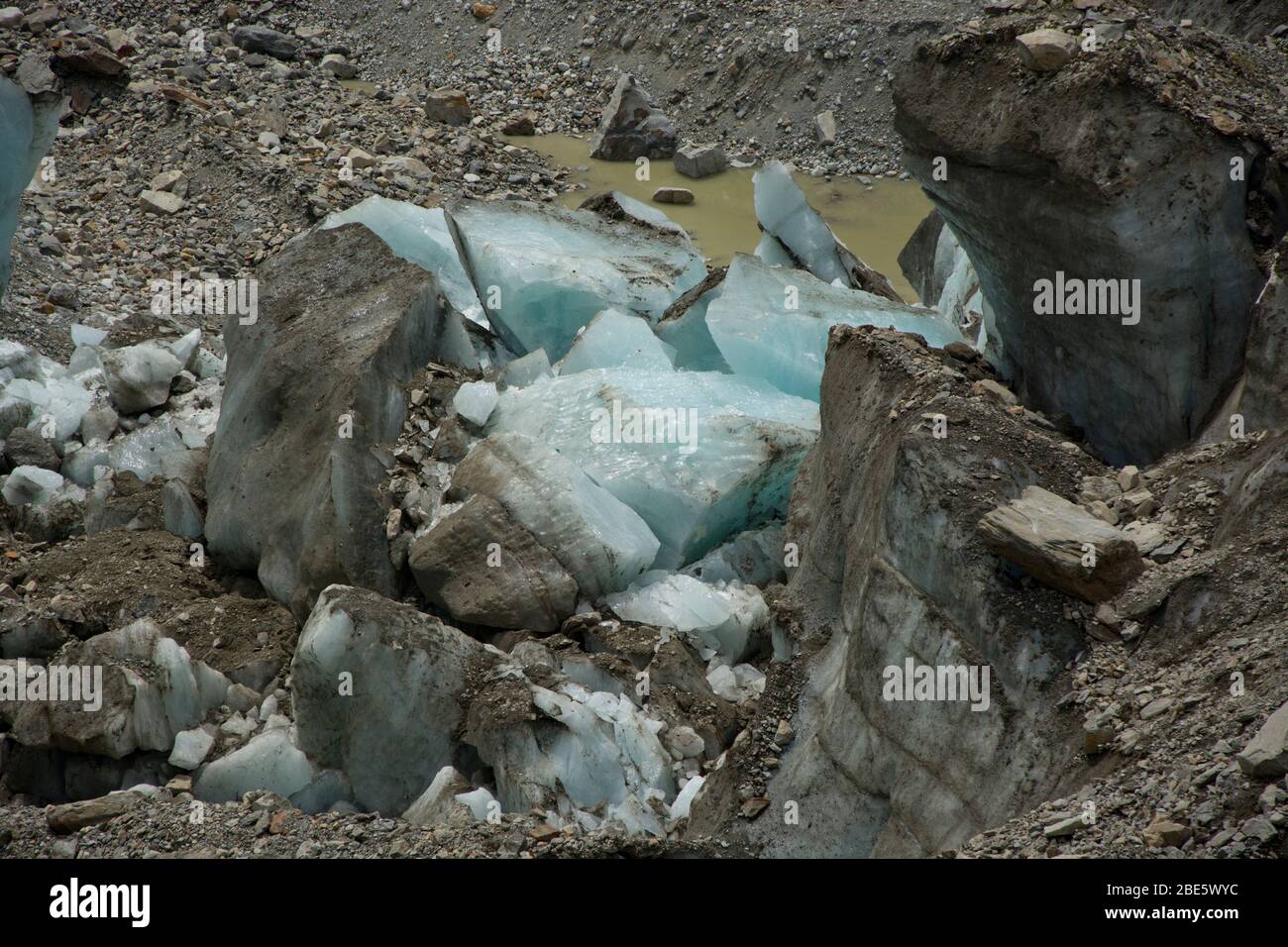Klimawandel: Gletscherrückgang am Beispiel des Unteraargletscher im Berner Oberland, Schweiz Stock Photo