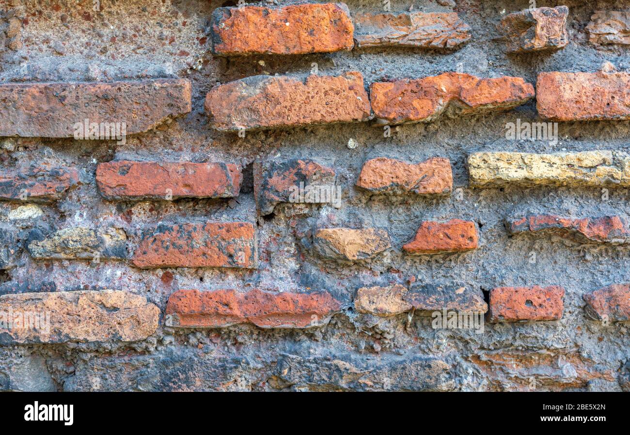 texture old brick wall close up day Stock Photo - Alamy