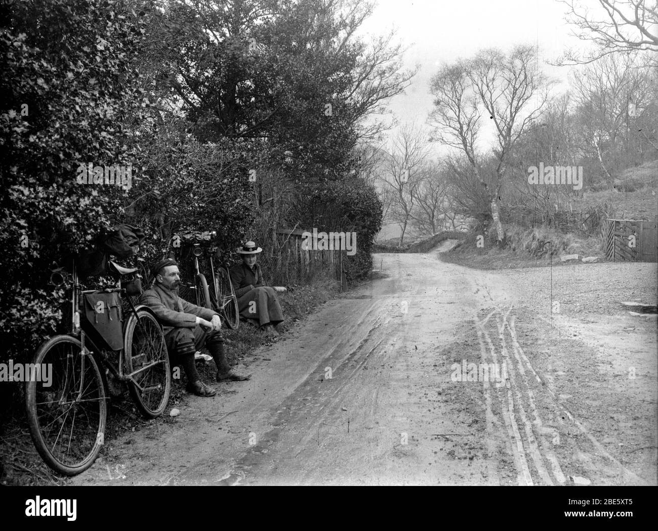 Social history: Victorian people enjoying cycling in the 1890s in the English countryside Stock Photo