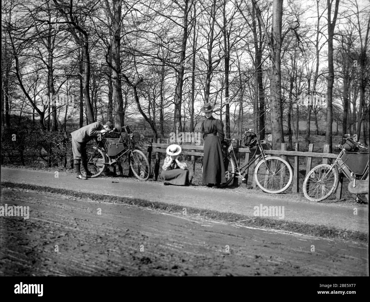 Social history: Victorian people enjoying cycling in the 1890s in the English countryside Stock Photo