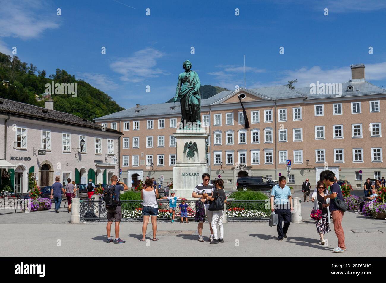 The Mozart Monument In Mozartplatz Square Salzburg Austria Stock