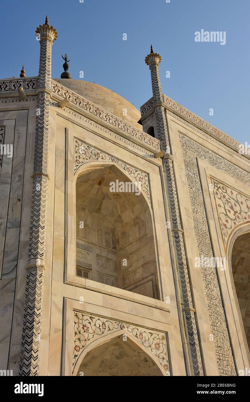 Pishtaq, the name used for the recessed arches, provide depth and reflect natural light inside the tomb, Taj Mahal, Agra, Central India, Asia. Stock Photo