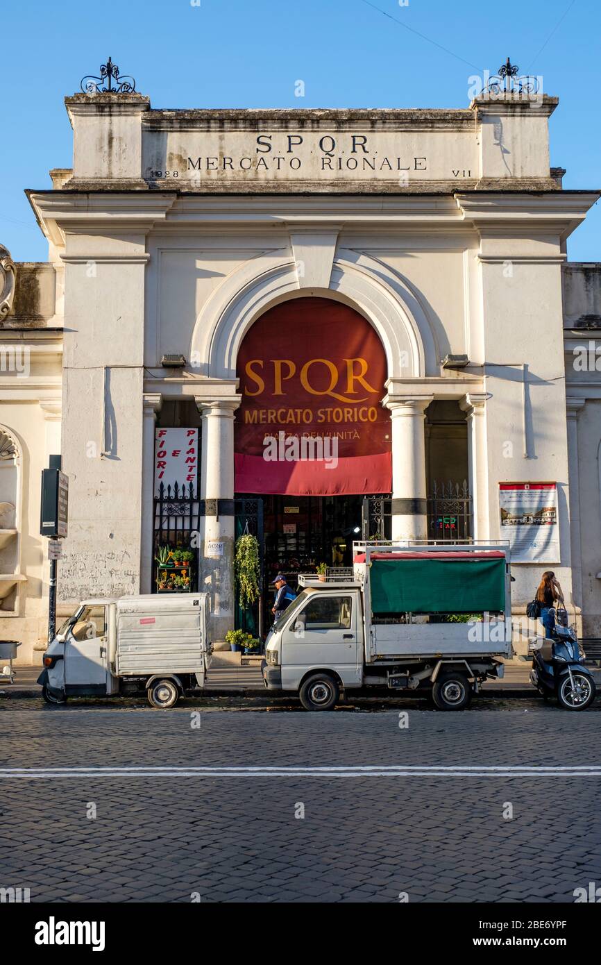 Exterior of Mercato Rionale, Mercato dell' Unità, historic public market Piazza dell'Unità (Mercato Storico), Prati, Rome, Italy. Stock Photo
