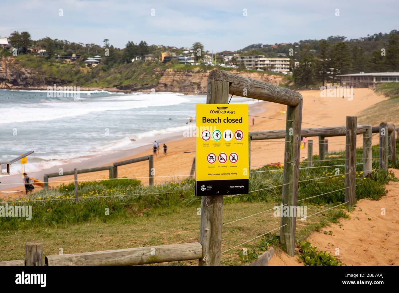 Sydney, Australia. Monday 13th  April 2020. Avalon Beach in Sydney has been open for the long Easter weekend but on Easter Monday officials closed the beach, officials then erected beach closed signs due to COVID-19.. Regardless people continued to enter the beach for exercise or surfing. Credit Martin Berry/Alamy Live News Stock Photo