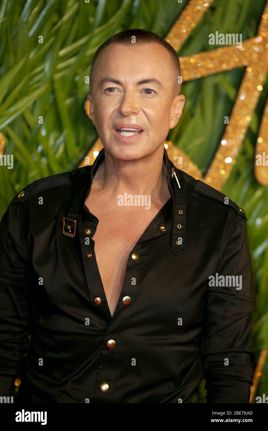 Julien Macdonald attends The Fashion Awards 2017 in partnership with