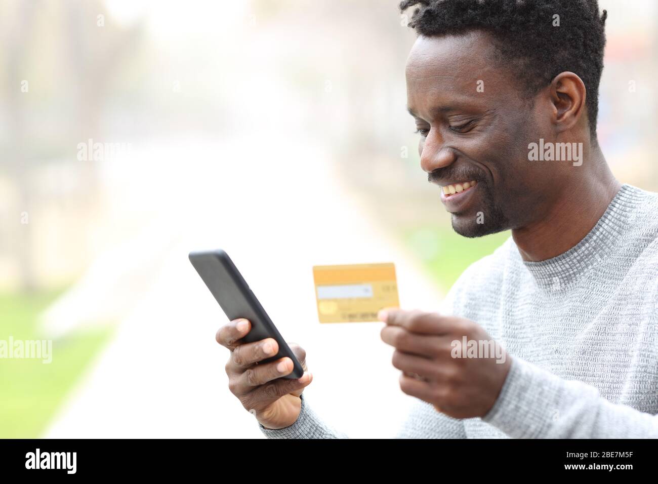Smart shopper card hi res stock photography and images alamy