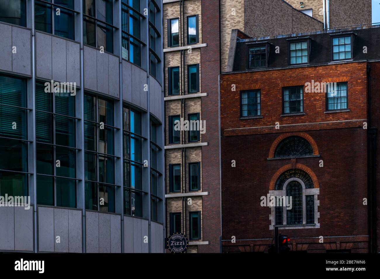 Buildings and monument london hi-res stock photography and images - Alamy