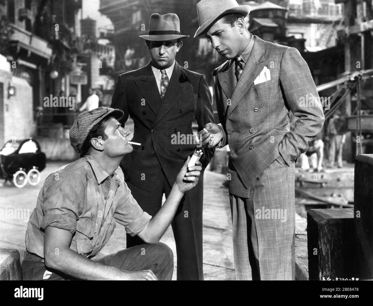 JOEL McCREA ALLEN JENKINS and HUMPHREY BOGART in DEAD END 1937 director ...