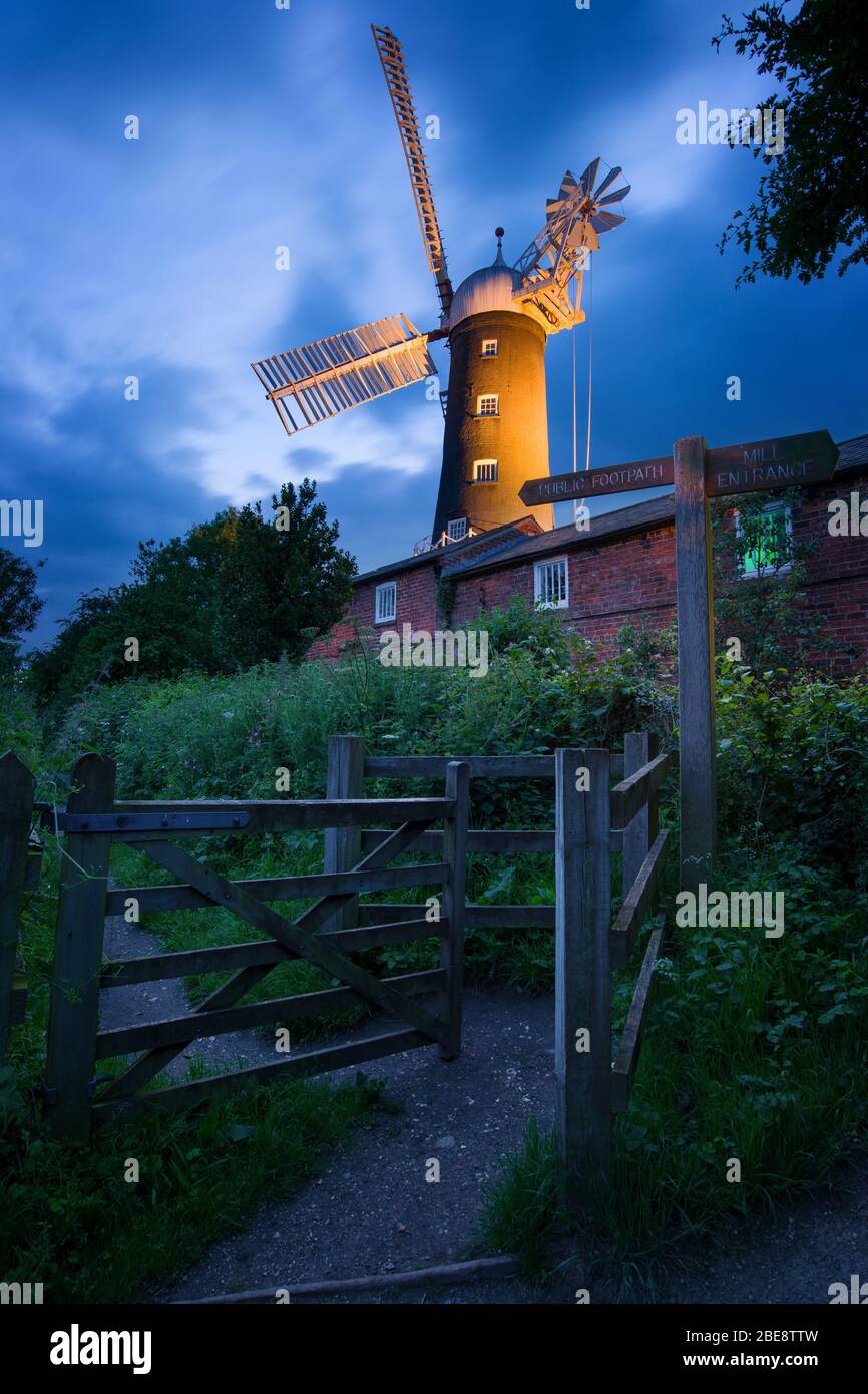 Skidby windmill hires stock photography and images Alamy