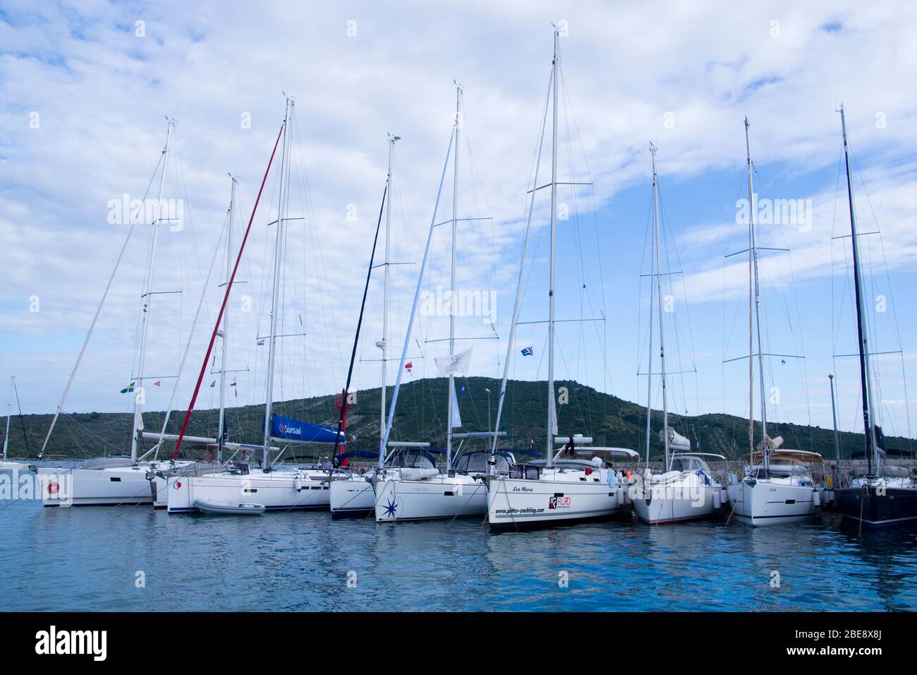 Small old yachts boats hi-res stock photography and images - Alamy