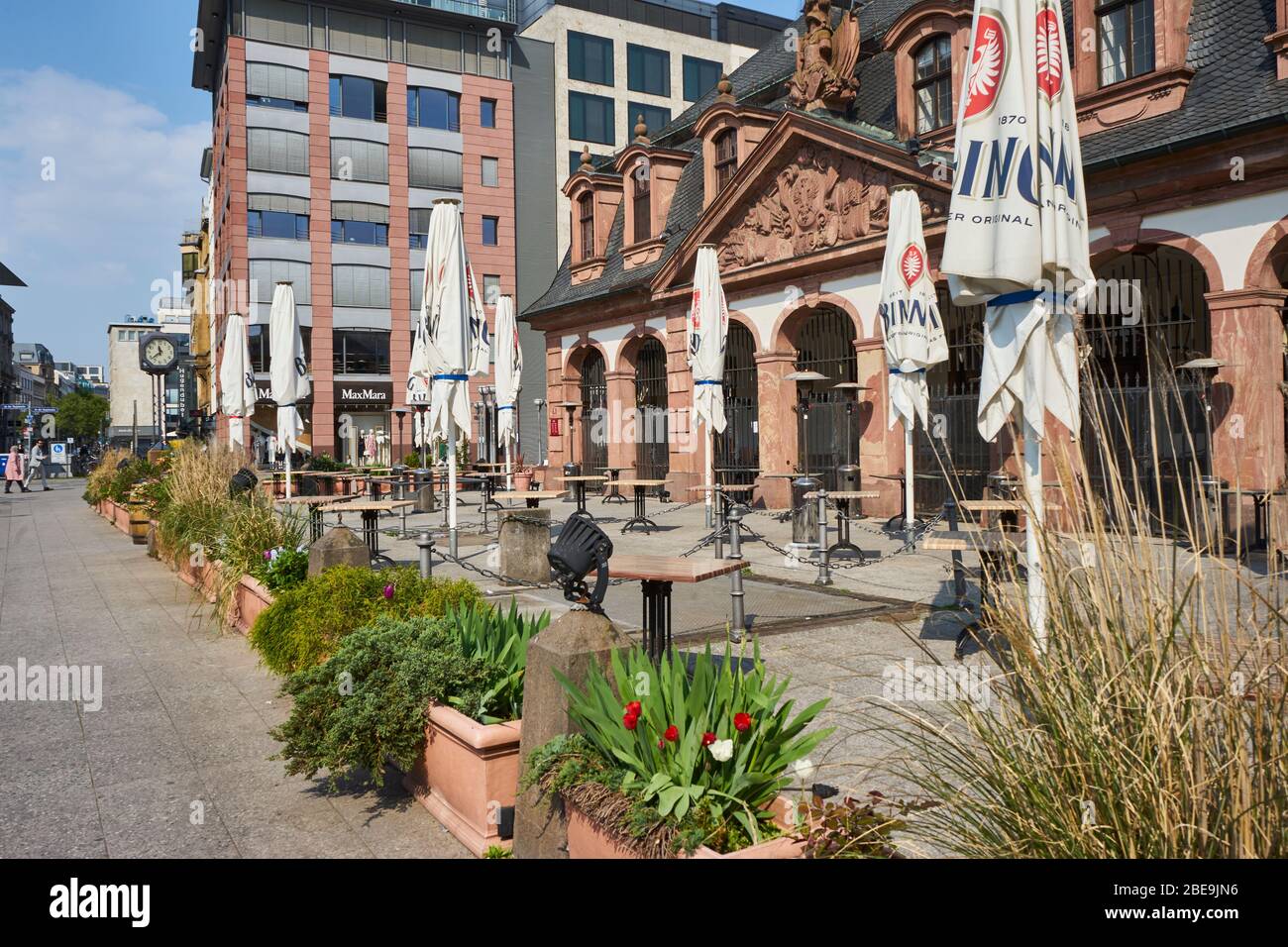 Cafe Hauptwache, wegen Corona Virus geschlossen, Innenstadt, Frankfurt am Main, Hessen, Deutschland Stock Photo