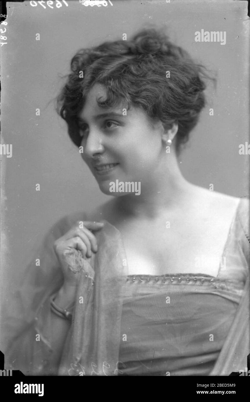 Darclee hi-res stock photography and images - Alamy