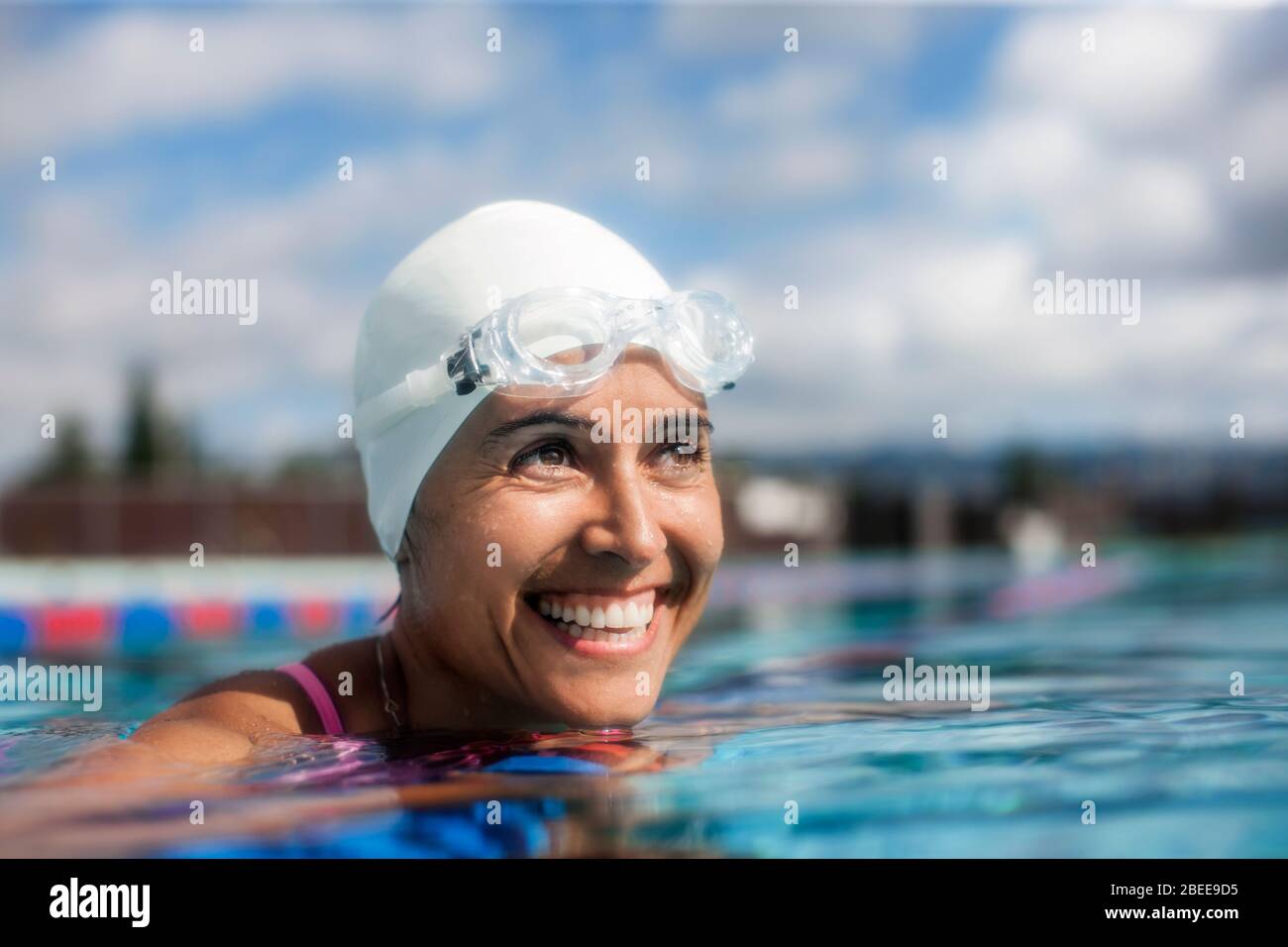 Mature woman swimming cap hi-res stock photography and images - Alamy