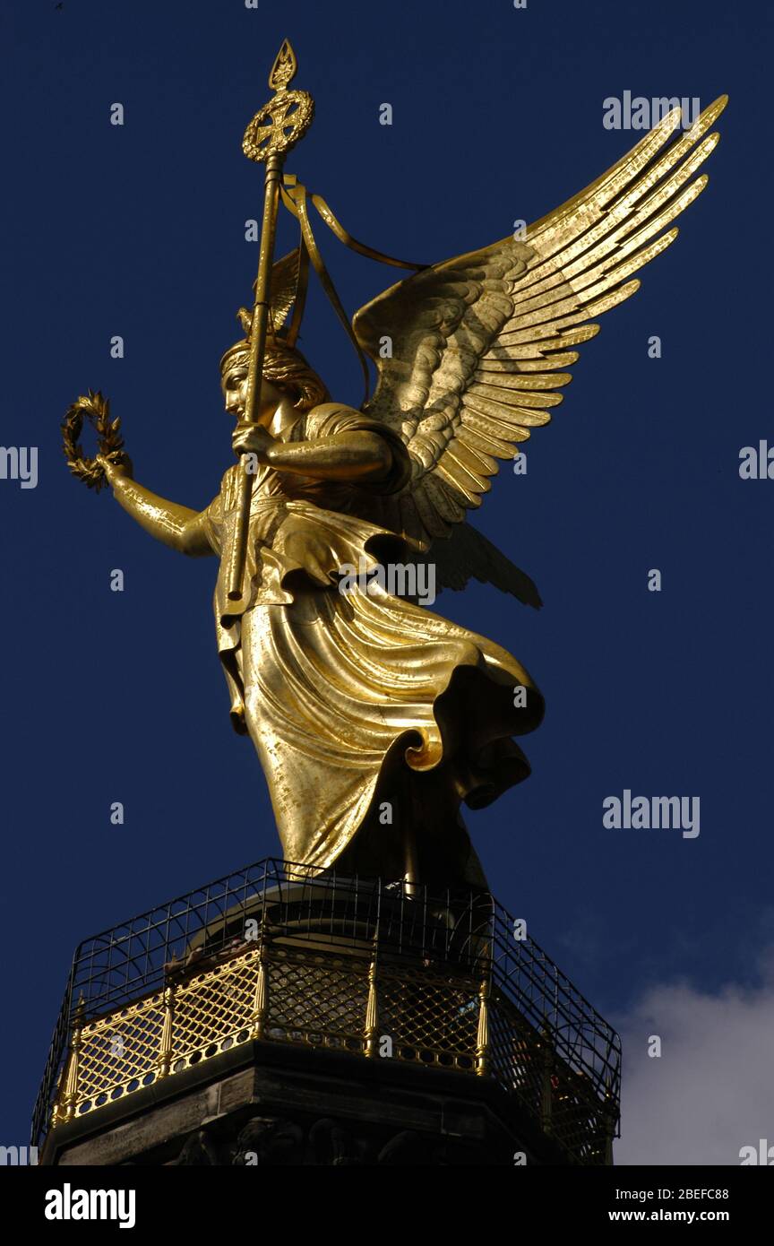 Bronze sculpture of Victoria Stock Photo Alamy