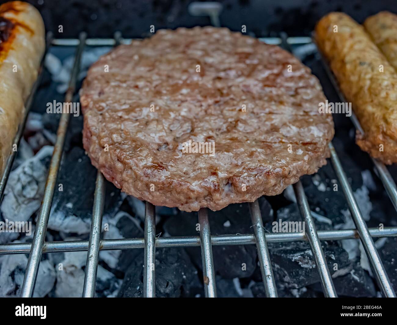 Meat free sausage patty hires stock photography and images Alamy