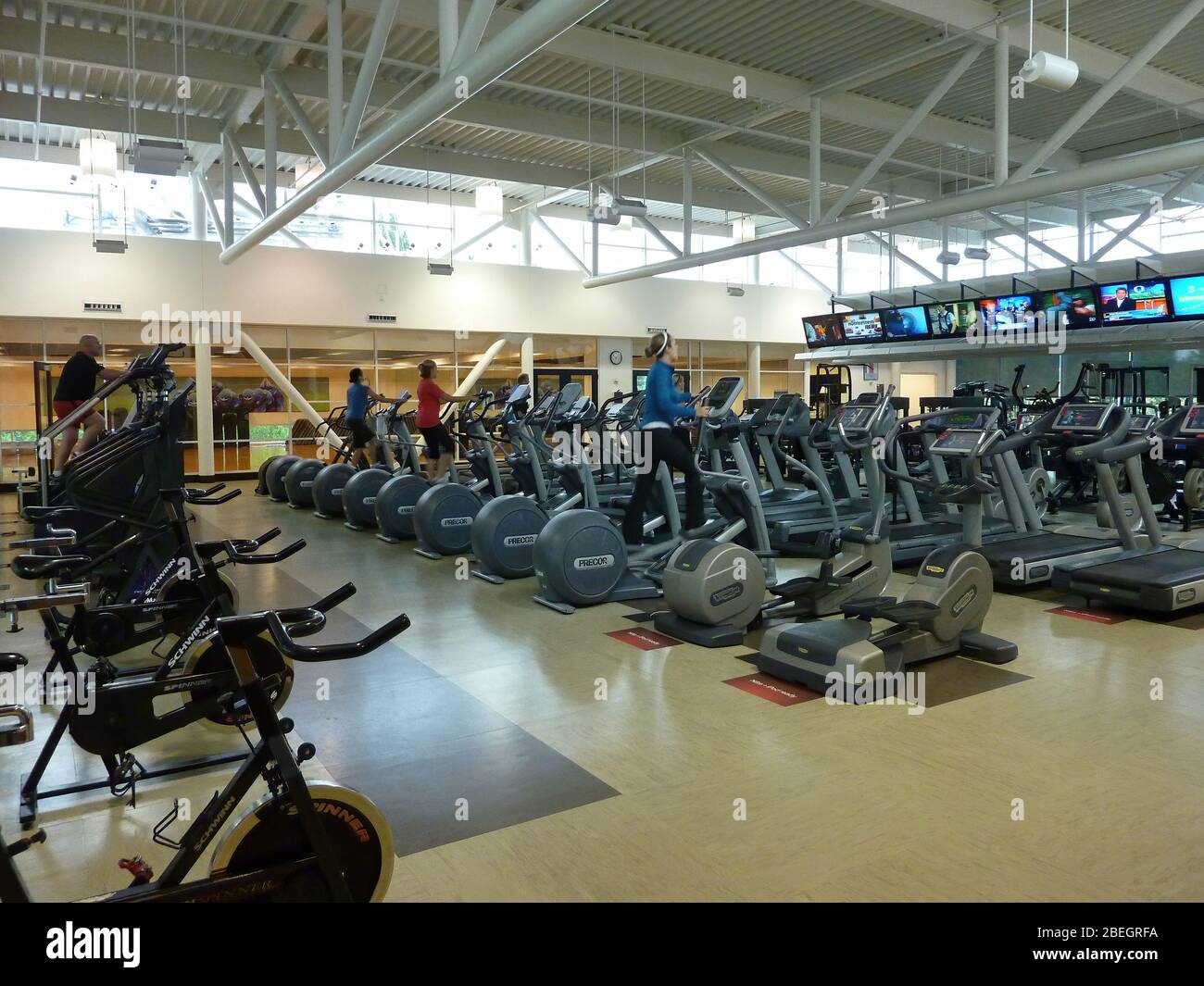 Bo jackson fitness center hi-res stock photography and images - Alamy