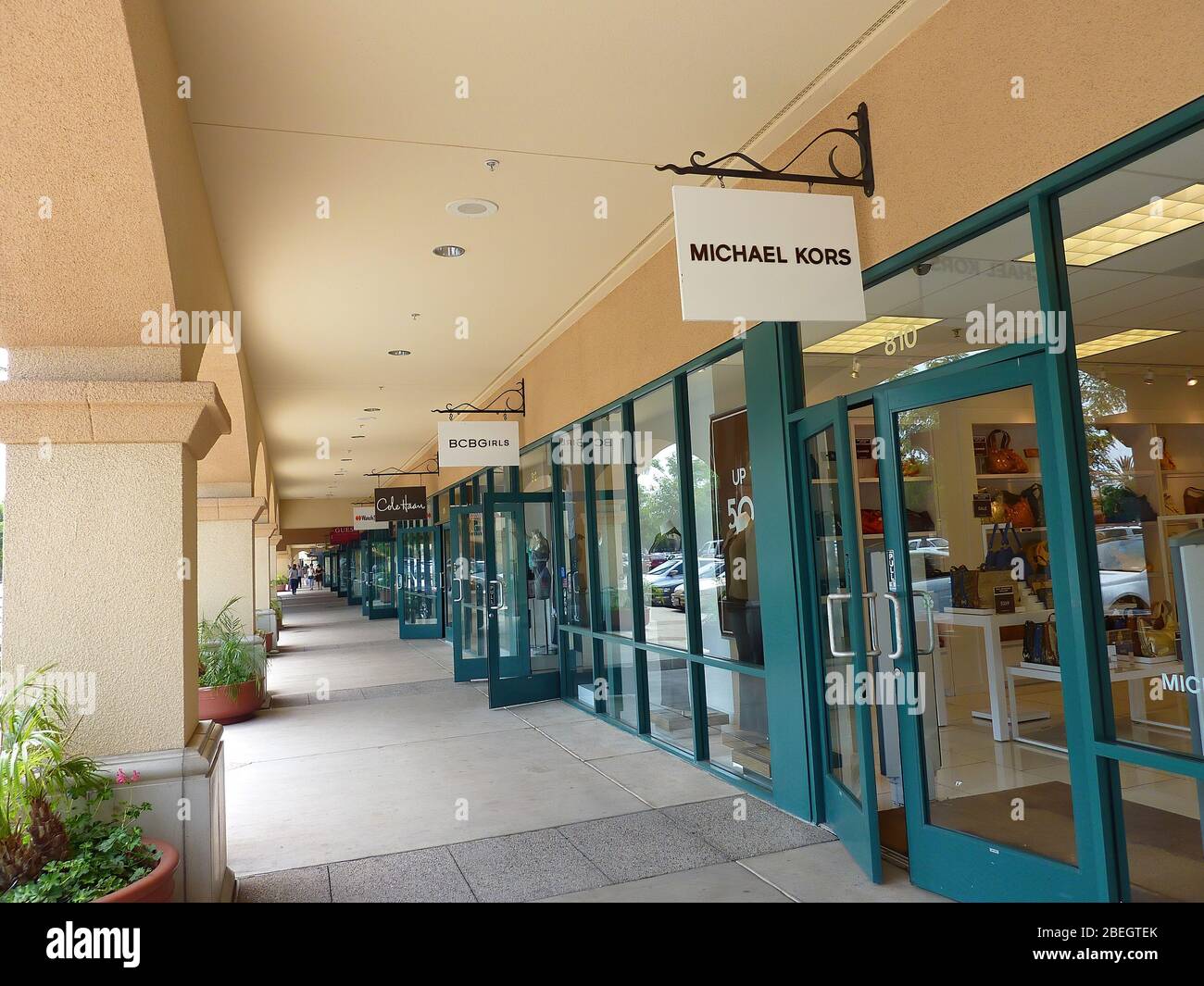 Camarillo premium outlets hi-res stock photography and images - Alamy