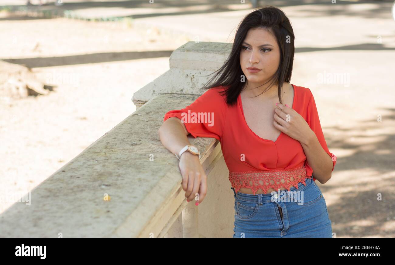 Woman portrait outdoor hi-res stock photography and images - Alamy